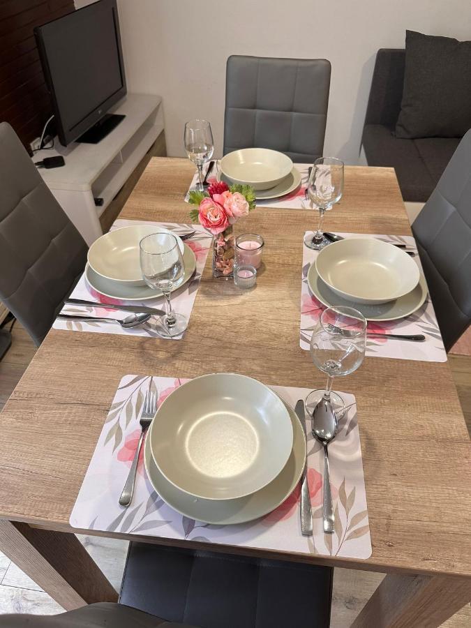 Apartman Rose ザグレブ エクステリア 写真